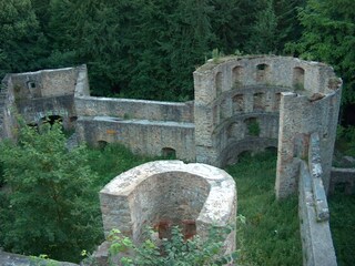 Ruine Kürnburg im Wald