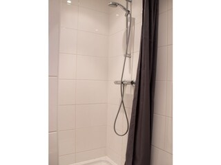 Holiday apartment Domburg Bathroom 12