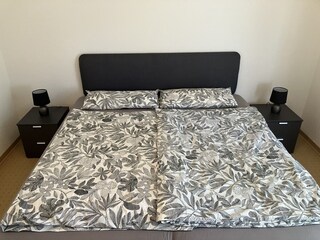 Kingsize-Doppelbett