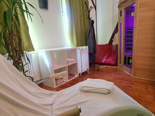 Infrarotsauna mit Relaxliege