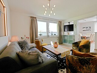 Fewo Waldpfad - großzügiger Wohn & Essbereich