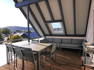 WanderLodge - überdachter, wohnlicher Balkon