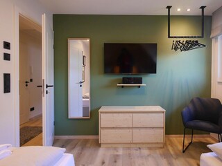 WanderLodge - Schlafzimmer 2 mit Smart-TV
