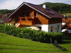 Dach-Ferienwohnung im Landhaus "Unterwiese" - Westlicher Rennsteig - image1