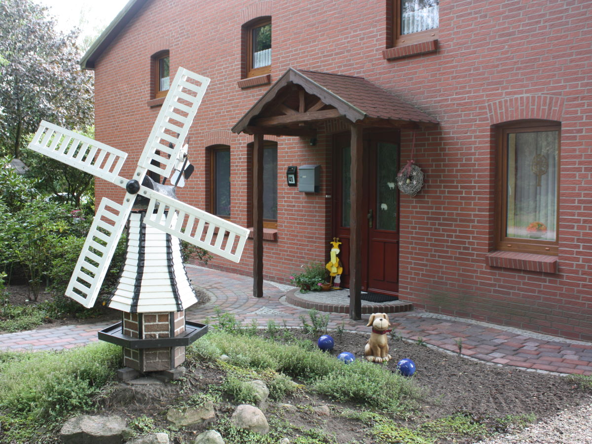 Ihr Eingang zur Ferienwohnung (1/2 Haus)