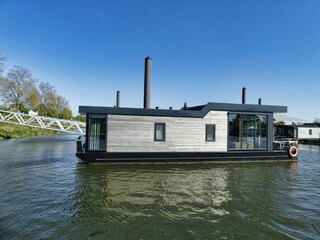 House boat Ohe en Laak Outdoor Recording 1