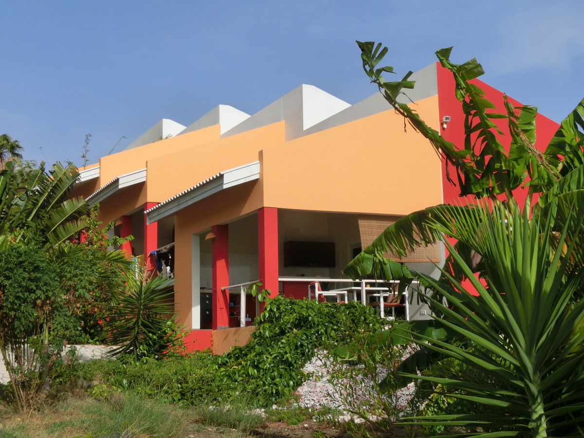 Don Genaro Curacao Apartments