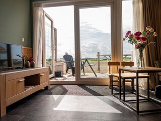 openslaande deuren naar het balkon, met uitzicht