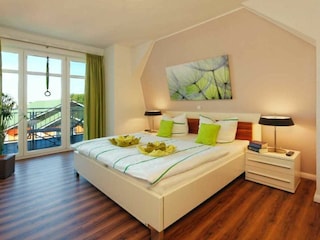 Erstes Schlafzimmer