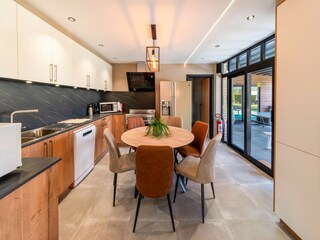 Villa Robertville Features 11