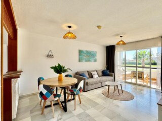 Apartamento Roquetas de Mar Características 17