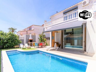 Villa Empuriabrava Outdoor Recording 4
