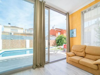 Villa Empuriabrava Buitenaudio-opname 5