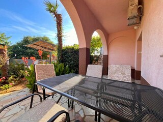 Apartment Novi Vinodolski Außenaufnahme 11