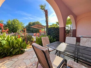 Apartment Novi Vinodolski Außenaufnahme 9