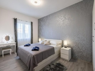 Apartment Kastel Kambelovac Features 14