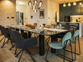 Villa Zmijavci Características 15