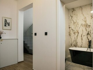 Villa Zmijavci Características 27