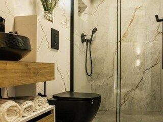 Villa Zmijavci Características 33