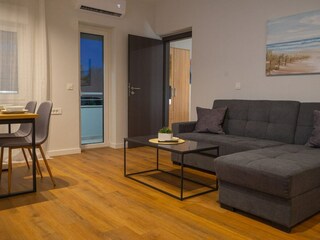 Apartamento Okrug Donji Características 20