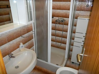 Apartment Okrug Gornji Features 9