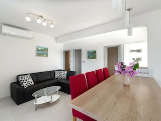 Villa Prizba Features 11