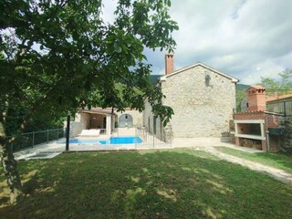 Maison de vacances Lupoglav Enregistrement extérieur 3