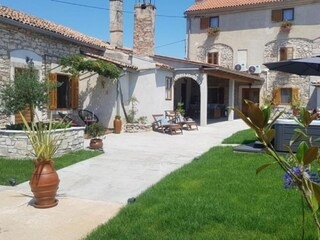 Appartement Loborika Buitenaudio-opname 35