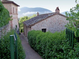 Appartement Mantignana Buitenaudio-opname 9