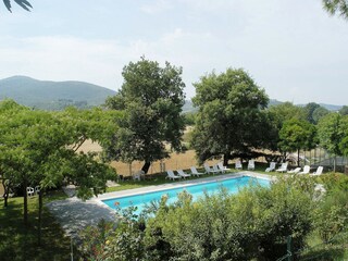 Appartement Mantignana Buitenaudio-opname 4