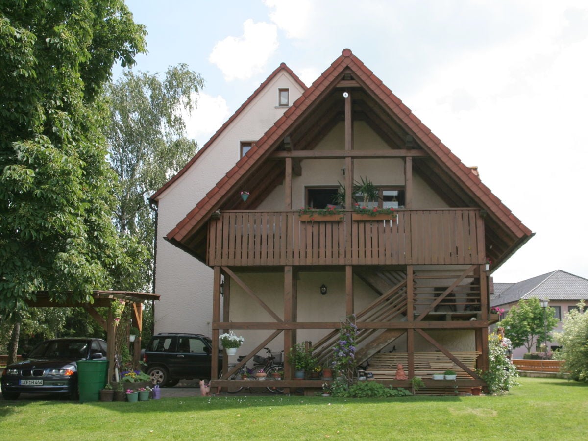 Ferienapartement mit Carport