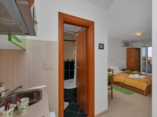Appartement Baška Voda Équipement 13