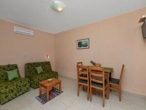 Apartment mit 1 Schlafzimmer und Balkon