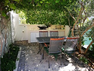 Appartement Brela Buitenaudio-opname 5