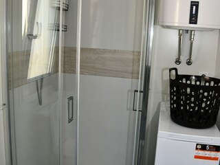 Trailer Drage, Adria Features 12