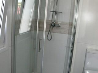 Roulotte Drage, Adria Équipement 15