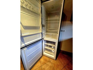 Kühl-Gefrierkombination