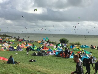 Kitesurfstrand Mirns 10 Kilometer entfernt