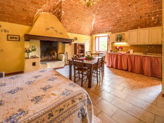 Farmhouse Montescudaio Features 14