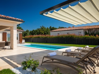 Villa Maxime mit Pool