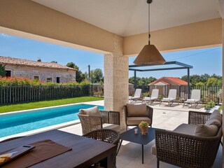 Villa Nova Vas Caratteristiche 35