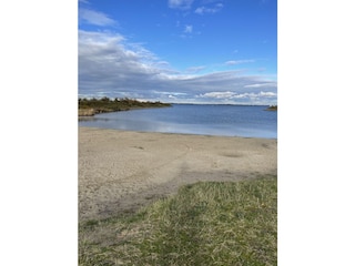 In 5 Minuten sind Sie zu Fuß an diesem Strand