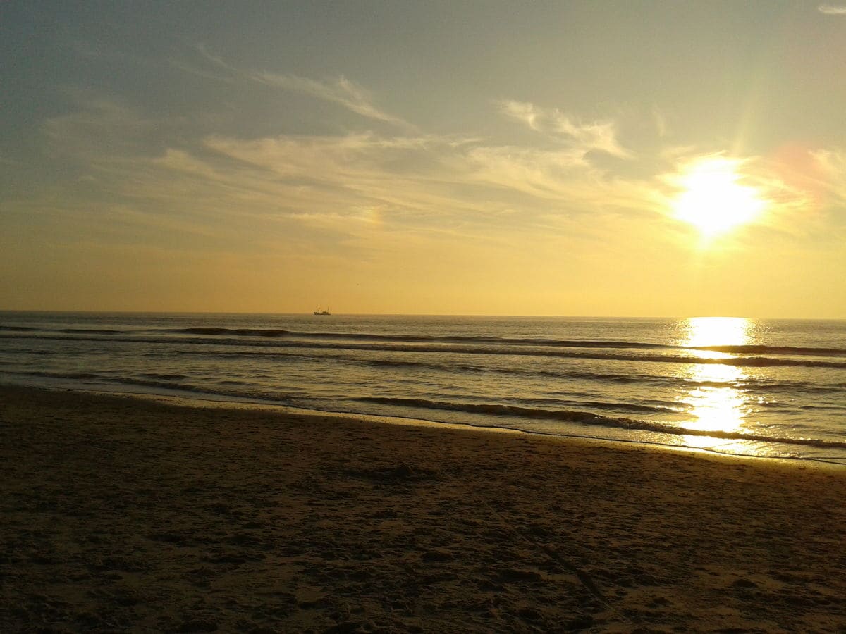 Stand bei Sonnenuntergang