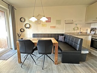 Essbereich Hum Wg. 1