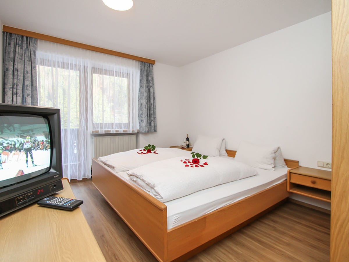 Doppelzimmer Ferienwohnung Staffenhof Kössen