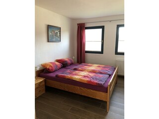 Schlafzimmer unten