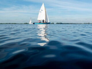 Villa Uitwellingerga Environment 37