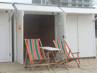 Free use of a beach cabin