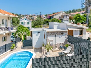 Holiday house Okrug Gornji  4