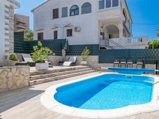 Holiday house Okrug Gornji  7